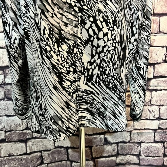 Chico's Zenergy Long Sleeve Zip Up Jacket Size XL - Picture 7 of 10